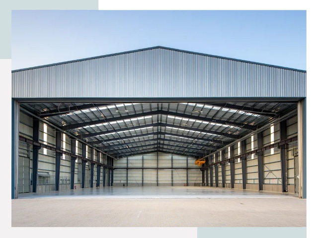 Большие ангары в Стрежевом